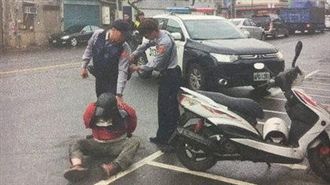 欠薪10年？　匪開槍劫百萬反遭壓制