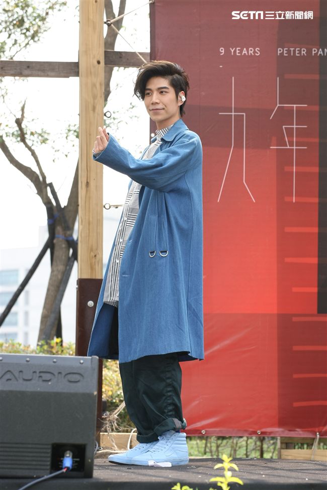 潘裕文EP《九年》簽唱會