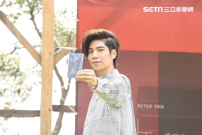 潘裕文EP《九年》簽唱會