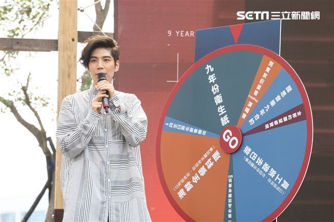 潘裕文EP《九年》簽唱會