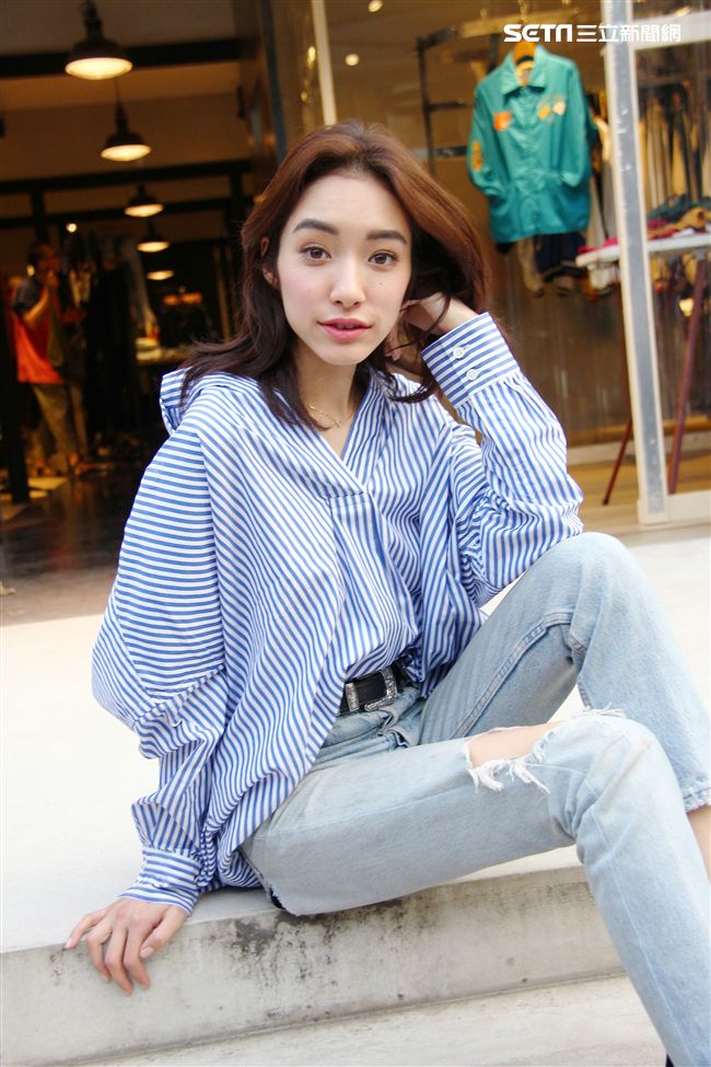 ▲日本新人氣名模吉田沙世穿搭示範。（圖／龐文宏攝影）