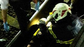 區間車進中壢站撞行人（圖／台鐵提供）