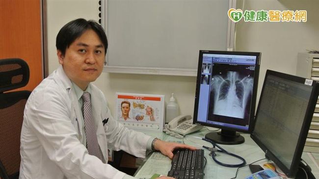 油漆味加劇乾咳　竟揪出「菜瓜布肺」