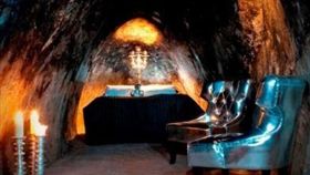 世界最深的礦坑套房_salasilvermine官網