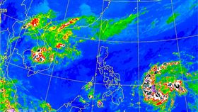 氣象,天氣,陣雨,溫度,強陣風,鋒面,熱帯擾動(中央氣象局 http://www.cwb.gov.tw/V7/observe/satellite/Sat_EA.htm)