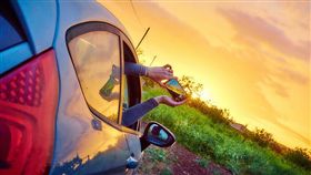 旅行，登山，出遊，冒險／圖／攝影者Moyan Brenn, flickr CC License／https://www.flickr.com/photos/aigle_dore/17670344740