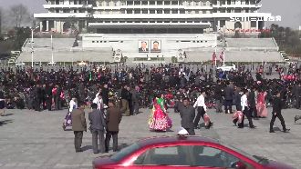 獨／直擊北韓不甩美　嗨為太陽節彩排