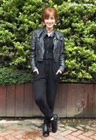 性感女神梁以辰，拍攝意外車禍驚險場景。（記者邱榮吉/攝影）