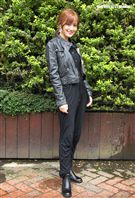 性感女神梁以辰，拍攝意外車禍驚險場景。（記者邱榮吉/攝影）