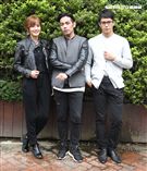 喬殷浩‧喬妹與性感女神梁以辰，拍攝意外車禍驚險場景。（記者邱榮吉/攝影）