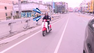 演習頻脫序　正妹擅闖被攔：快到了！