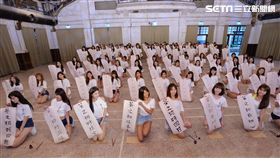 無添加就很好！百位素顏美女揮毫　喝茶找回初心　