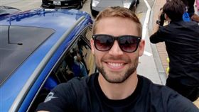 柯迪沃克（Cody Walker）
https://www.instagram.com/codybwalker/?hl=zh-tw