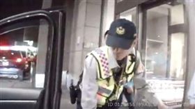 警察　太平　救人　翻攝自tcpb局長室