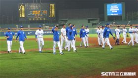 ▲富邦悍將痛宰統一獅11分差。（圖／記者蕭保祥攝）