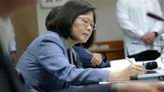 觀點／面對爛膿破瘡　蔡政府的民主底線