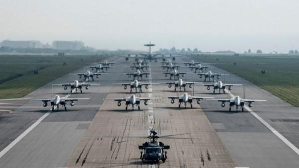 秀戰機嗆北韓？美空軍參謀長：備戰中