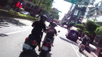 騎車啥都能載？危險駕駛小心吃上紅單