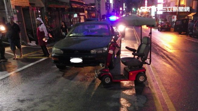 撞人肇逃　高雄警員涉酒駕找友人扛責