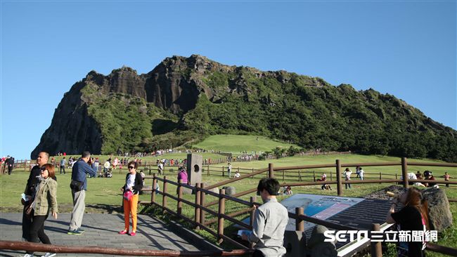 出國跟團被逼購物！買太少遭導遊鎖車訓話