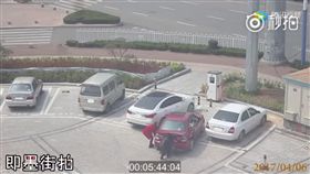 停車,車位,車格,挪車,扛車,汽車,微博,開車
翻攝自北京人不知道的北京事兒微博