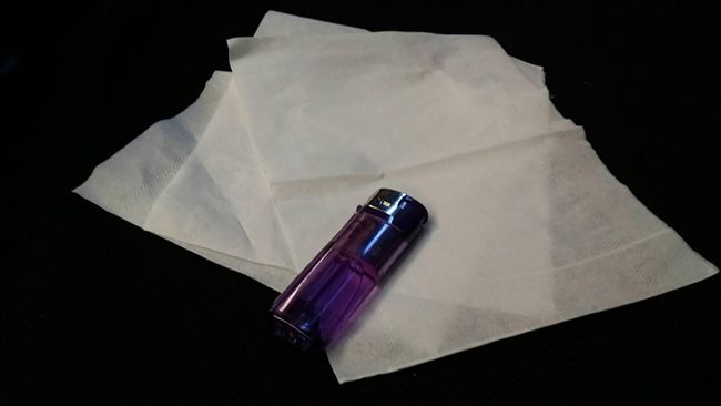 笨賊手電筒壞掉　竟用燒衛生紙當照明