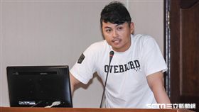 棒球員生涯公聽會，黃泰龍分享自身經驗。（圖／記者林敬旻攝）