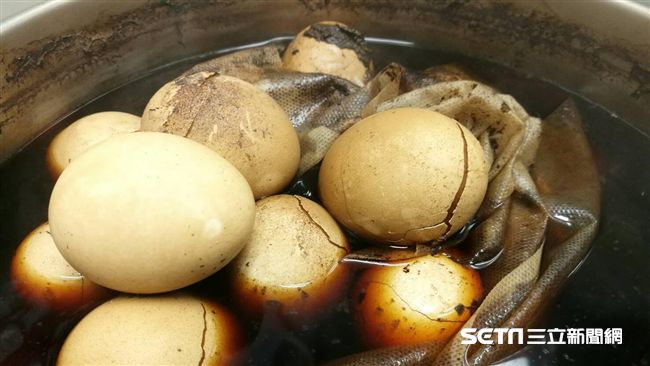 茶葉蛋蛋黃現黃綠色有毒？真相竟是…