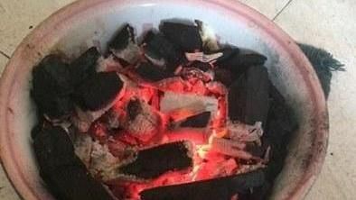母燒炭尋短獲救　10歲女兒卻救不回