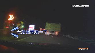 暖心警幫開道！孝子狂飆破百救腹痛母