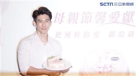 母親節怎慶祝？愛家魔人修杰楷：當天不碎念賈靜雯