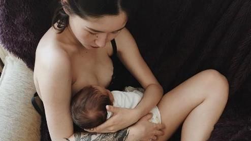 總統女兒PO哺乳照　激怒穆斯林國民