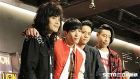 蕭敬騰率獅子合唱團發行首張黑膠唱片（圖／記者黃馨慧攝影）