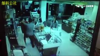 醉男超商內抽菸遭趕　怒毆店員又推警