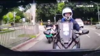 重機緊貼後方　駕駛控想製造假車禍