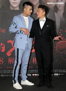 電影「最完美女孩」演員謝祖武、張睿家。（記者邱榮吉/攝影）