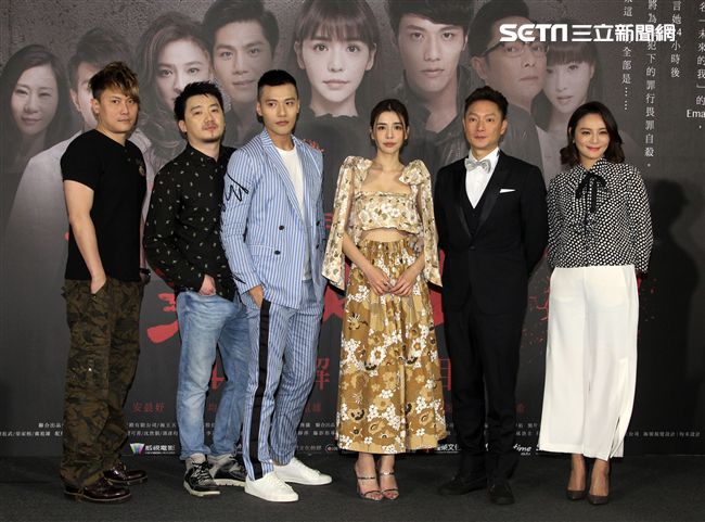 電影「最完美女孩」導演金沛晟、主要演員張睿家、李毓芬、謝祖武、梁家榕等出席上映記者會。（記者邱榮吉/攝影）