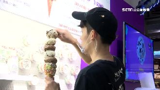 挑戰極限！巨無霸冰淇淋疊7球還不倒