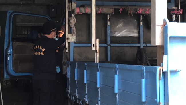 揚言同歸於盡　男在兩兒面前撞死妻子