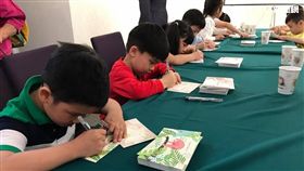 中華郵政百萬人手寫卡片活動。（圖／記者馮珮汶攝）