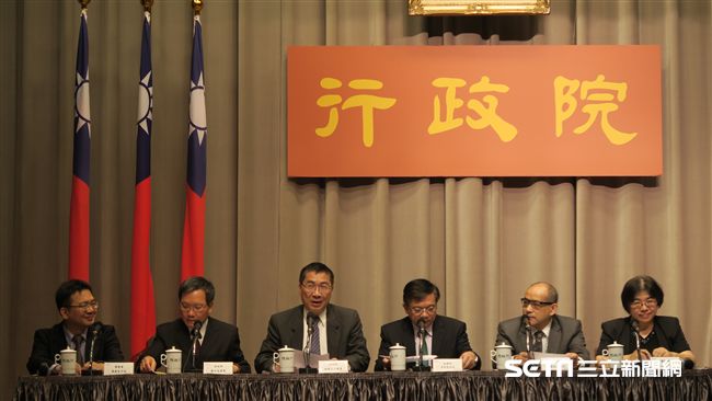 政院修法　大幅鬆綁延攬外國人才法規