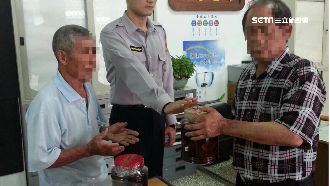 詐騙藥酒治百病！精明媳神救援公公