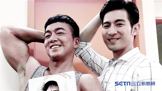 露肌寫真反應佳　簡宏霖卻遭笑是詐騙