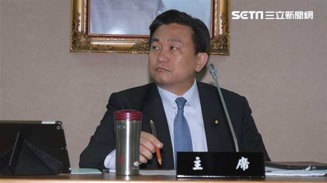 狼師「有力靠山」？ 　綠委說...