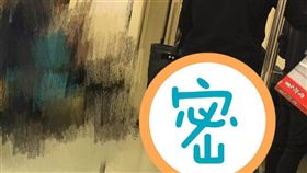 少女，短裙（圖／翻攝自爆料公社）