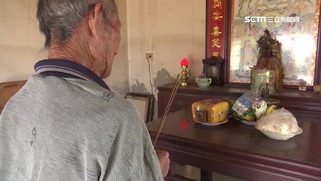 善心人紛捐助　斷鈔翁燒香盼媽祖保祐