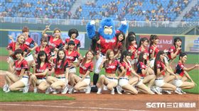 LAMIGIRLS桃猿啦啦隊（資料照／記者王怡翔攝）