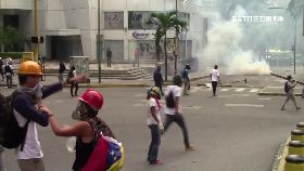 w委國暴動死0600.