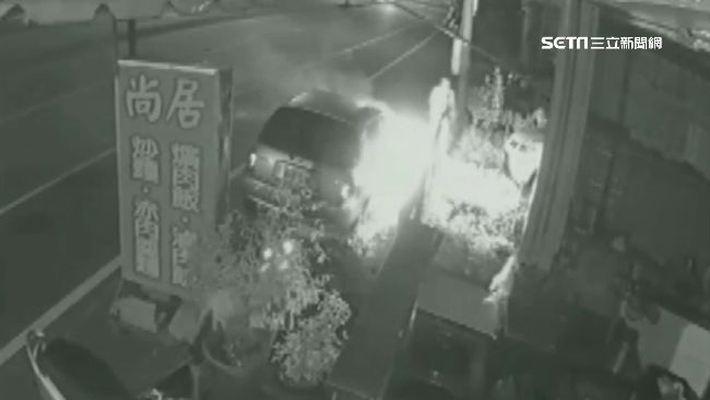 疑被戴綠帽！醋夫縱火燒妻友轎車被逮