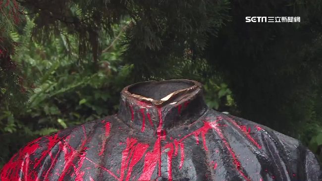 斬首蔣公銅像又來破壞　獨派這次無罪